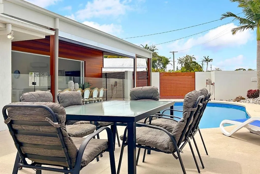 Mooloolaba Oasis 4Bd Home, Pool Tatil Evi